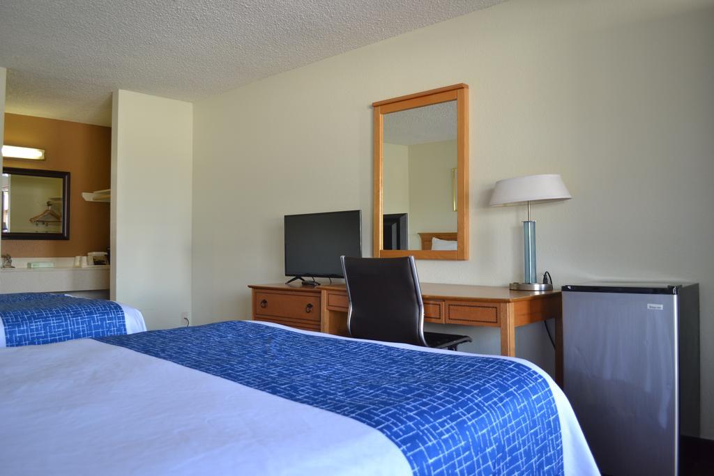 Travelodge By Wyndham Sea-Tac Airport North Tukwila Exterior foto